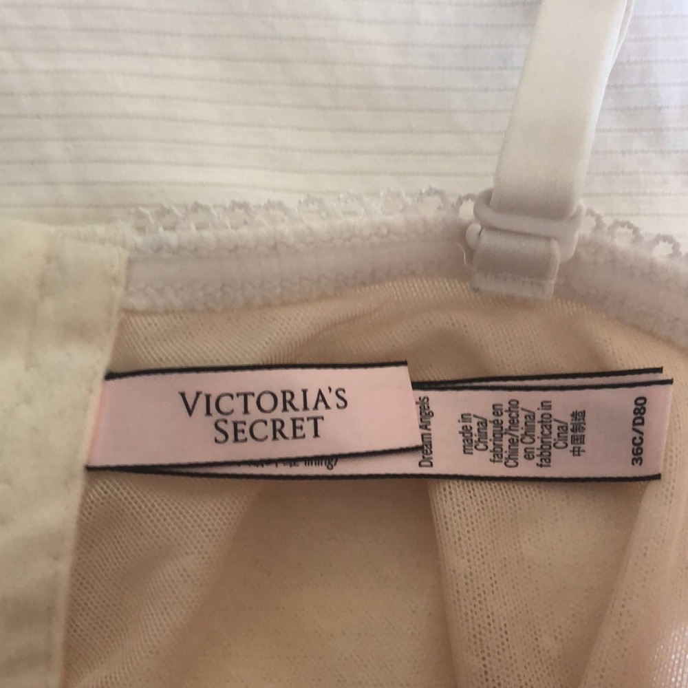 Victoria’s Secret Dream Angels Lingerie - Picture 6 of 9